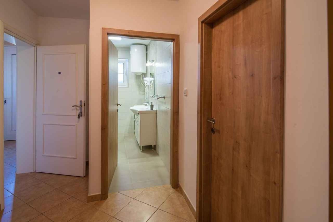 Apartments In Vrbnik/Insel Krk 13597 Экстерьер фото